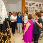 La Semana Cultural de Mayores de La Aljorra abre sus puertas con sendas exposiciones de Trajes Regionales y Pintura